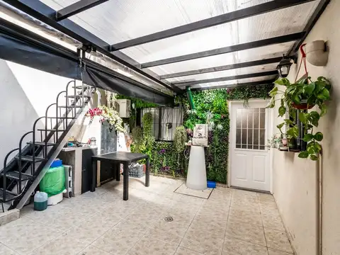 Venta Casa 4 ambientes en Martinez