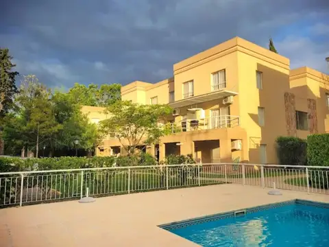 ALQUILA DEPARTAMENTO amoblado- DUPLEX -2 AMB. B° CERRADO JARDINES DE SARAVI-PILAR