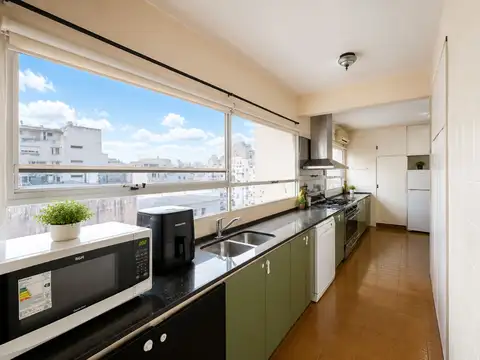 Departamento 5 ambientes con 3 baños