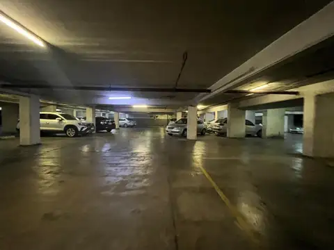 Avenida Hipólito Yrigoyen 1300
