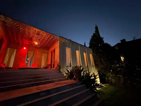 VENTA CASA A LA LAGUNA C/PILETA Y MUELLE TIGRE 