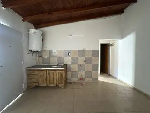 San Juan n° 3381 entre Blanco y Argentino Roca , Piso 0