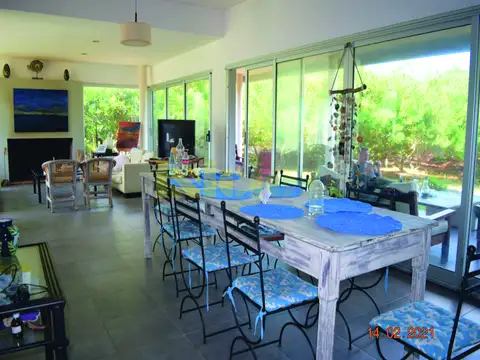 Casa sola en lote: lote E26. Punta Médanos - Punta Médanos - C568