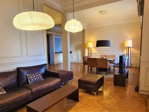 Alquiler departamento 4 ambientes con balcón en San Telmo