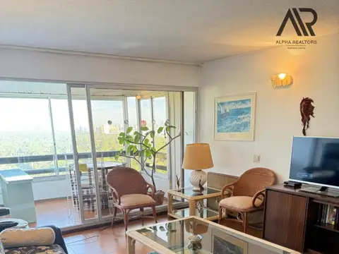 Departamento 6 ambientes con 4 baños