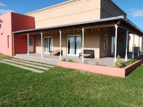 Quinta en Venta de 1 dormitorio