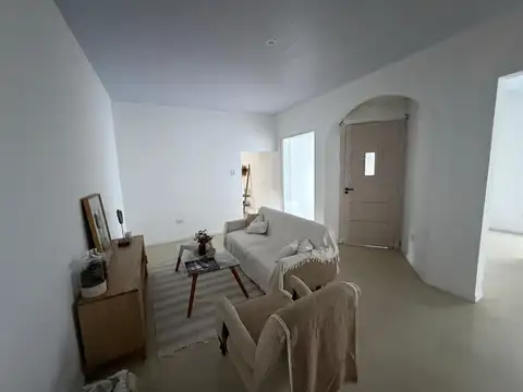 Depto Tipo Casa en Venta con 1 cocheras
