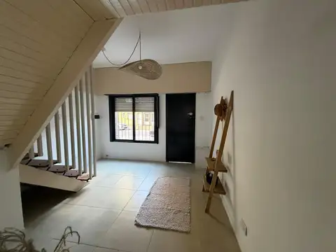 Depto Tipo Casa en Venta de 3 dormitorios
