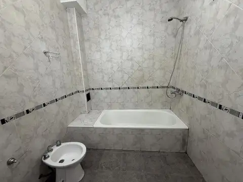 Depto Tipo Casa en Alquiler en Barracas, $ 650.000