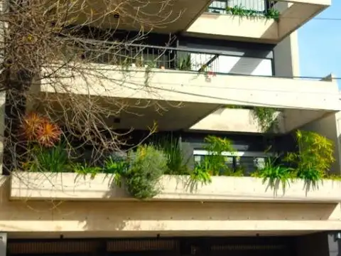 IMPECABLE 2 AMBIENTES CONTRAFRENTE CON BALCON TERRAZA 2 AÑOS