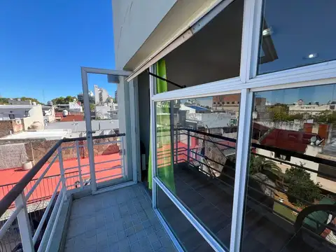 Departamento en Alquiler con 1 cochera