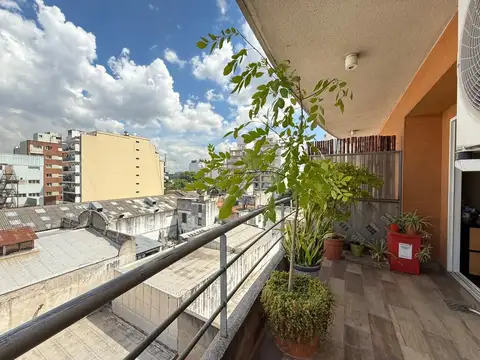 Venta Depto 2 Amb con 2 Balcones y Cochera -Villa Santa Rita