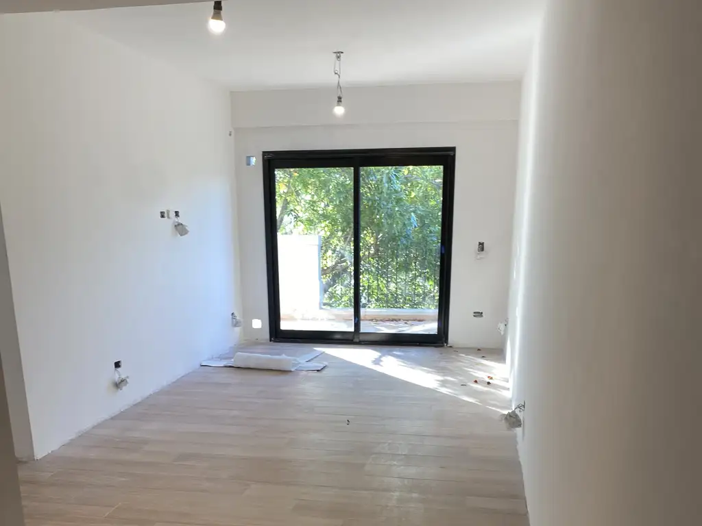 Apolinario 1242 de  1 y 2 Dormitorios