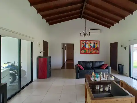 Casa en Alquiler en Lobos Country Club, $ 1.800.000