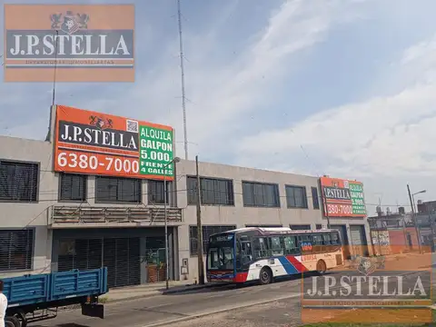 Depósito Comercial 5000 m² con frente a 4 calles - Lomas Del Mirador