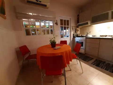 Depto Tipo Casa 3 ambientes con 2 baños