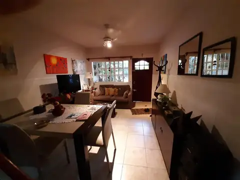 Depto Tipo Casa en Venta de 3 ambientes