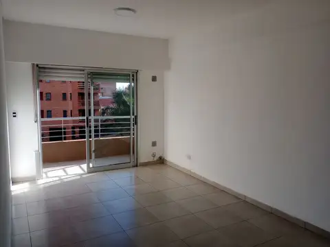 EXCELENTE DEPARTAMENTO DE 3 AMB CENTRO DE SAN FERNANDO