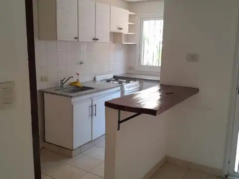 Depto Tipo Casa 5 ambientes con 3 baños