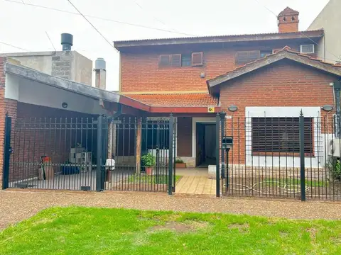 Chalet a la VENTA, TOMA PERMUTA en CABA
