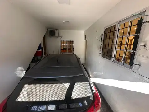Depto Tipo Casa 3 ambientes con 2 baños