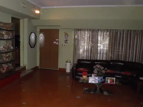 Casa en Venta en Liniers, USD 320.000