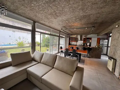 Casa en Venta en Lomas del Millon, USD 195.000