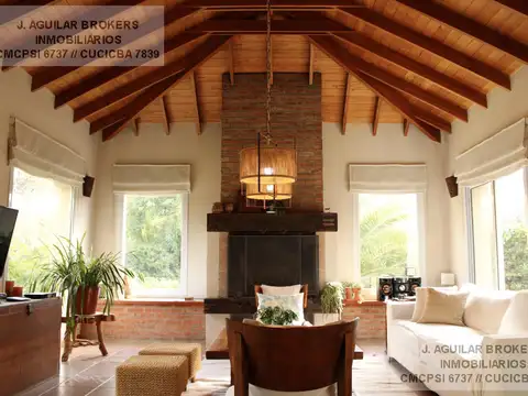 Casa en Venta en Ituzaingó, USD 900.000