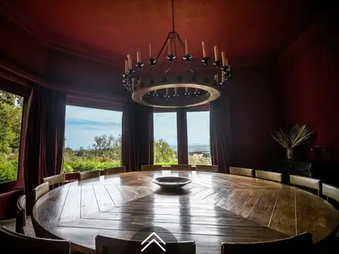 Se vende El Castillo De Mandl en La Cumbre