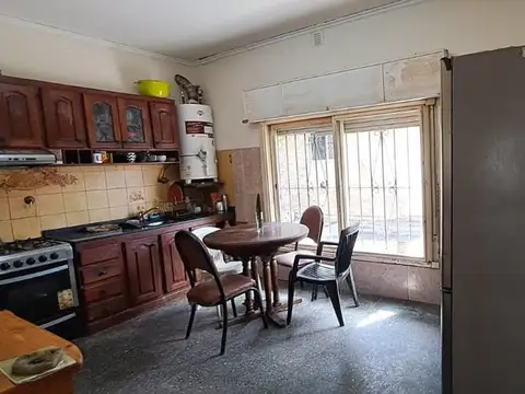 Casa en Venta en Moron Sur, USD 86.000