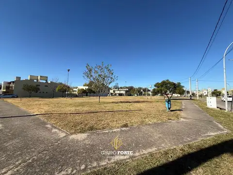 Depto Tipo Casa en Venta en Nuevo URCA, USD 165.000