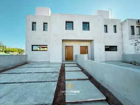Depto Tipo Casa en Venta de 3 ambientes
