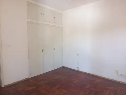 Departamento en Venta de 5 ambientes