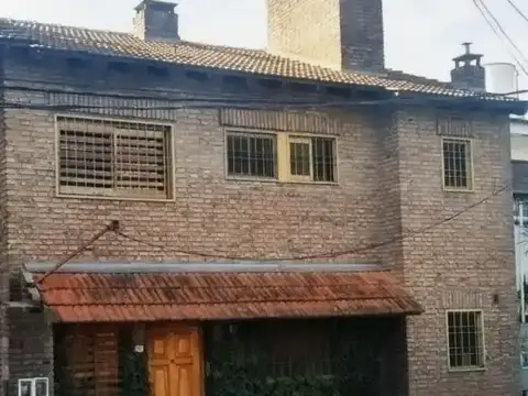 Casa 4 ambientes Venta Hurlingham
