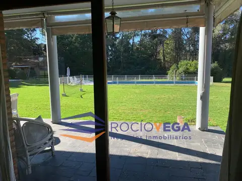 Casa 7 ambientes con 6 baños