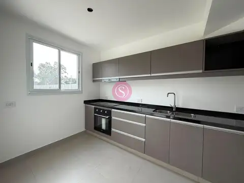 Departamento 4 ambientes con 2 baños