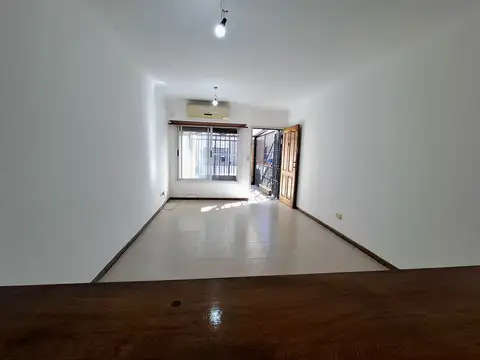 Depto Tipo Casa en Venta 19 años