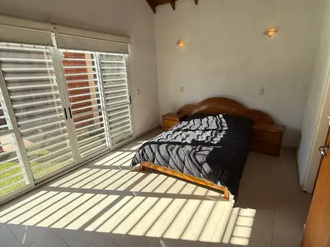 Casa en Venta– Barrio Parque Sakura - Exaltación de la Cruz - Apto Crédito