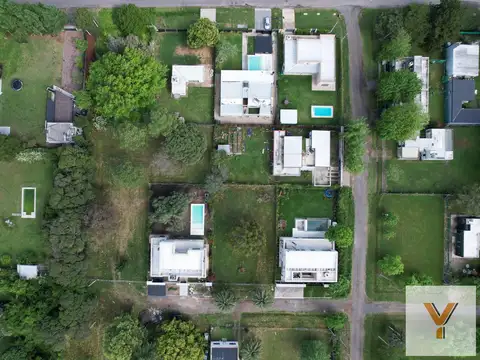 Terreno en Venta 42  mts Fondo