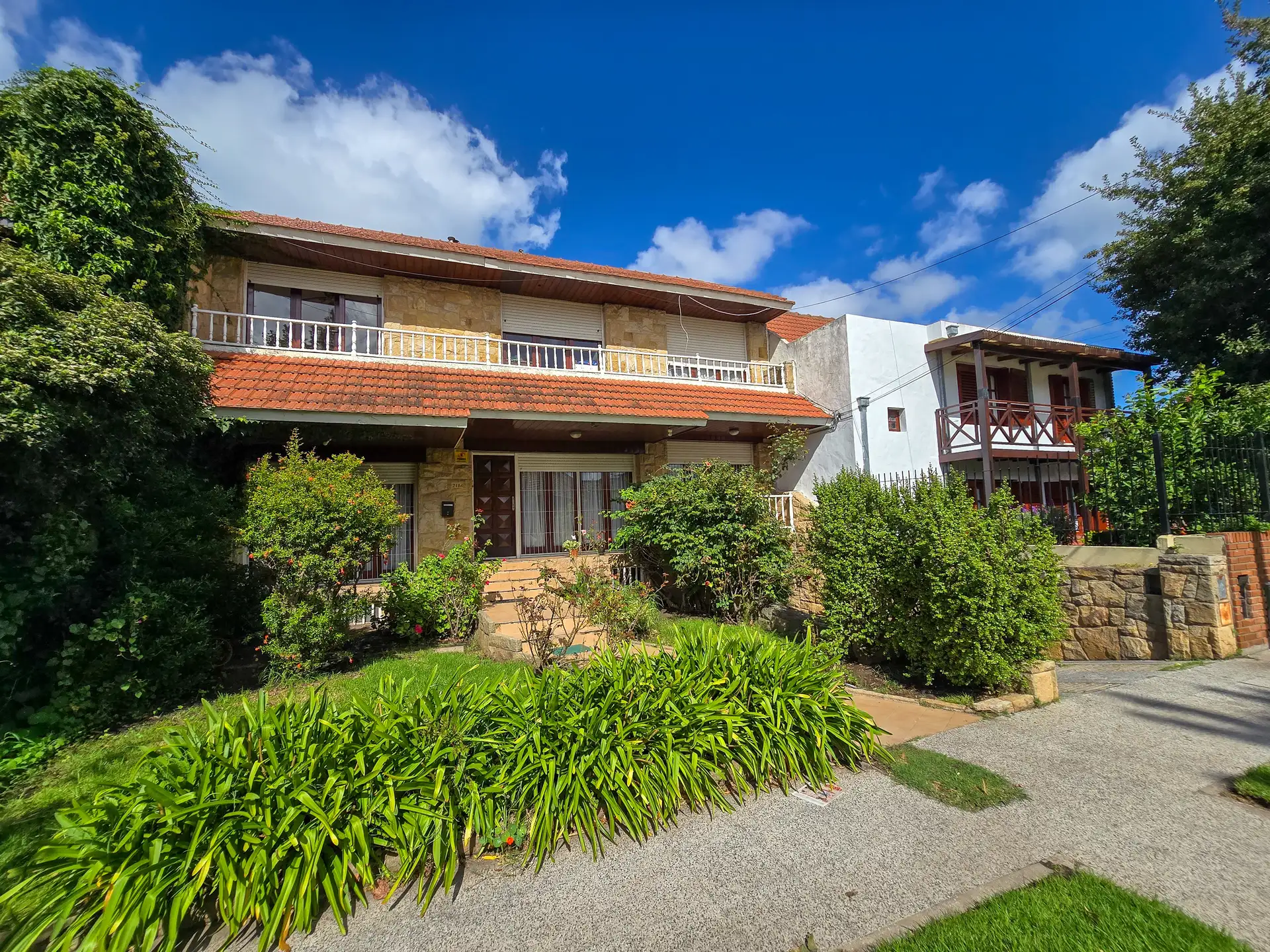 Chalet 5 amb. c/garage, quincho, patio y terraza - Colinas de P. Ramos