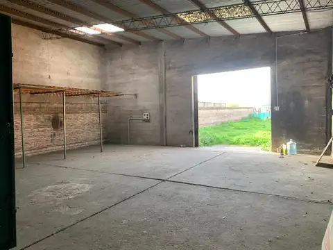 VENTA GALPON COMERCIAL Y TERRENO 25 DE MAYO BS AS