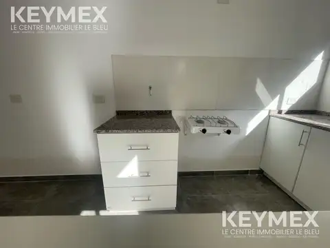 Venta Departamento 2 ambientes  con cochera en Complejo Villa Charata