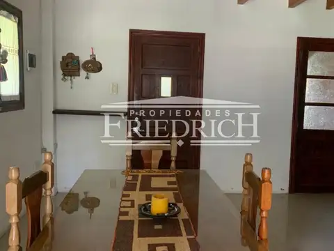 CASA QUINTA EN VENTA - APTA CREDITO BANCARIO GRAL. RODRIGUEZ