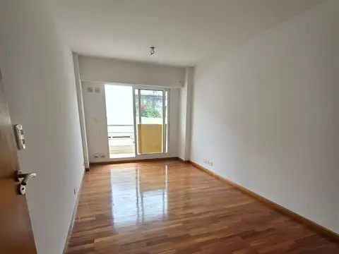 Dorrego 1600, Piso 1