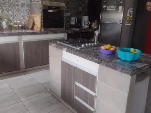 Depto Tipo Casa en Venta de 7 ambientes