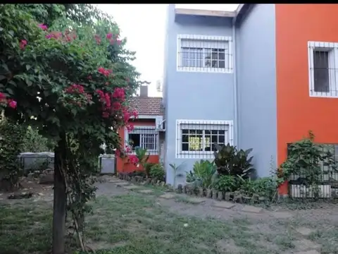 Hermosa Propiedad Construida sobre lote de 1000m2 B. Privado