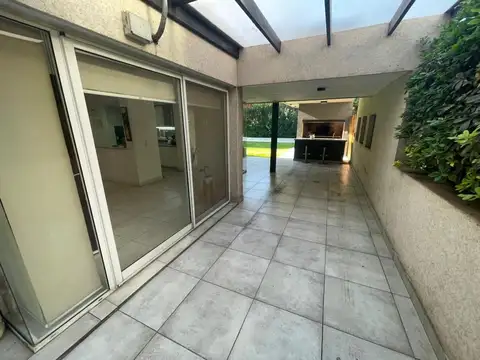 Casa en Venta en Pueblo Esther, USD 260.000