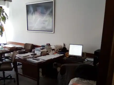 Oficina en venta c/2 cocheras