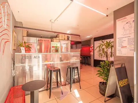 SE VENDE PIZZERÍA ( FONDO) EN NUEVA CORDOBA