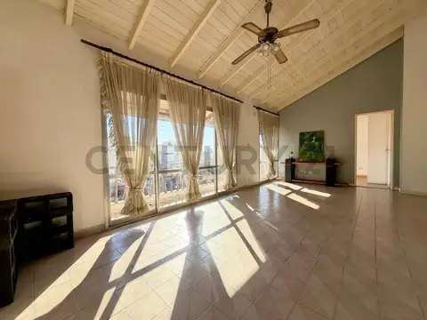 Depto Tipo Casa 4 ambientes con 1 baño